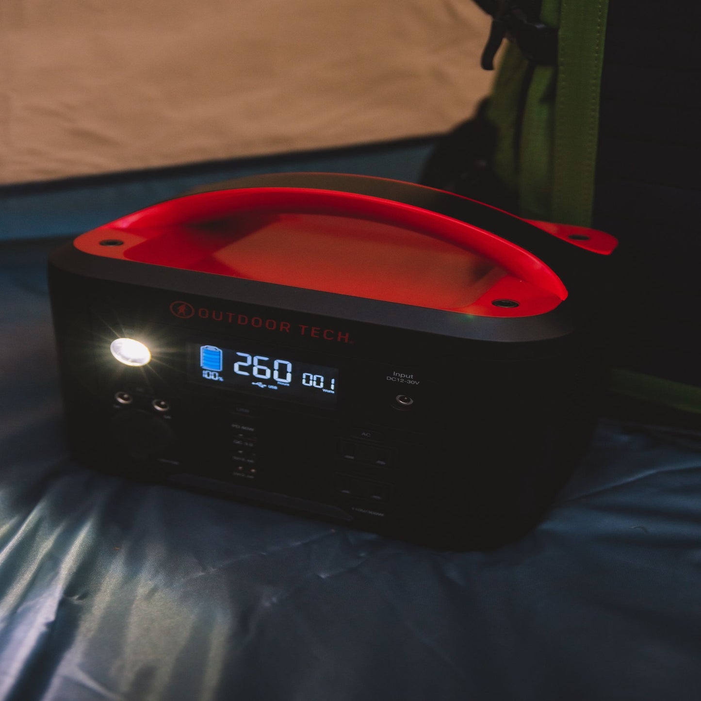 Grizzly: A portable power source with a large capacity of 296Wh, perfect for outdoor use