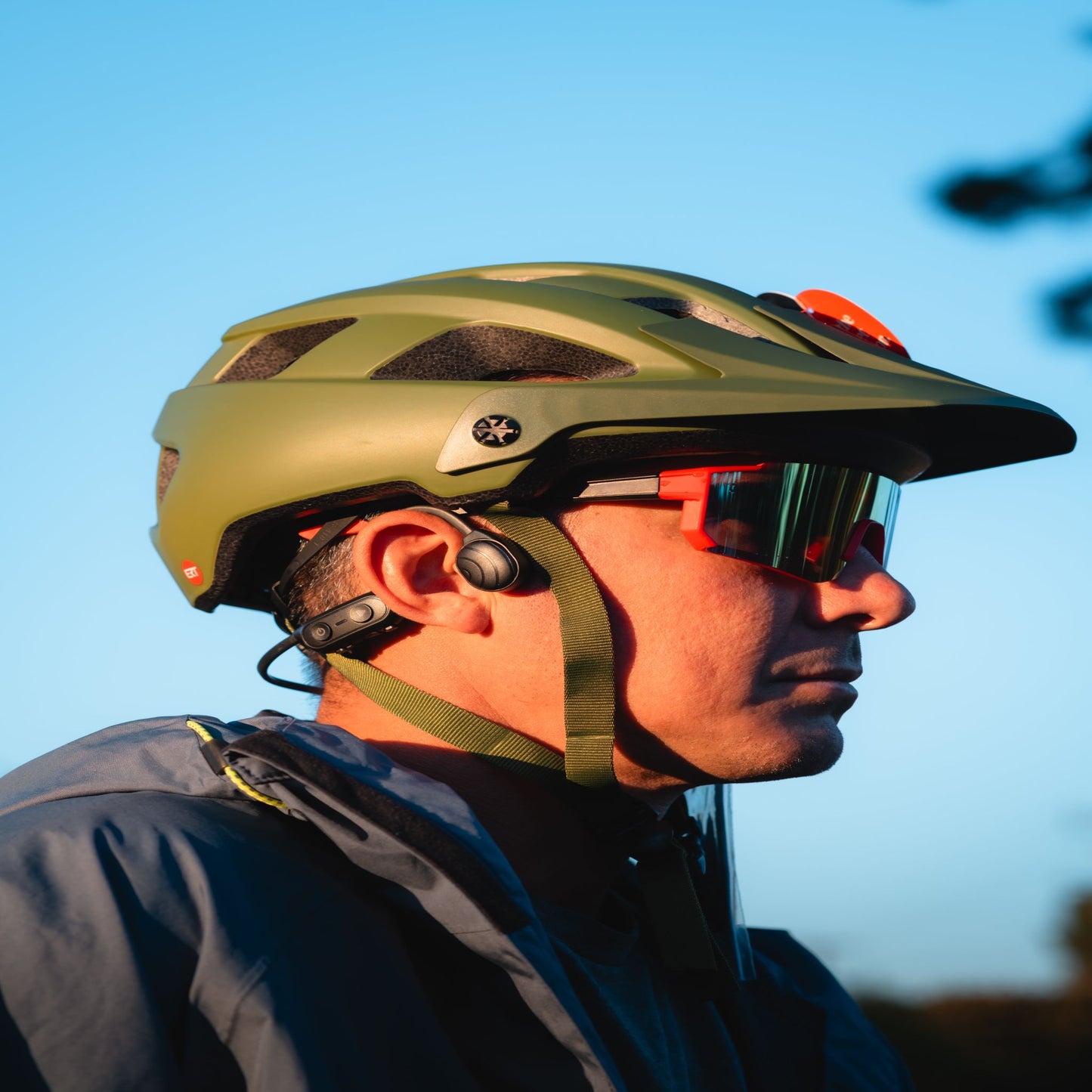 Hawk: The perfect bone conduction Bluetooth headphone for an active life